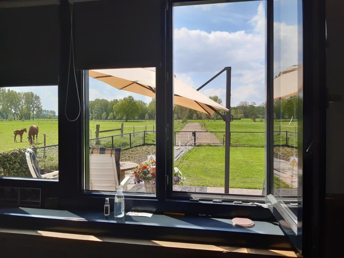 De Weije Wereld Bed & Breakfast Sint-Oedenrode Екстериор снимка